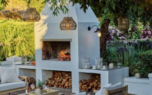 The White Company just dropped the chicest solar garden lights