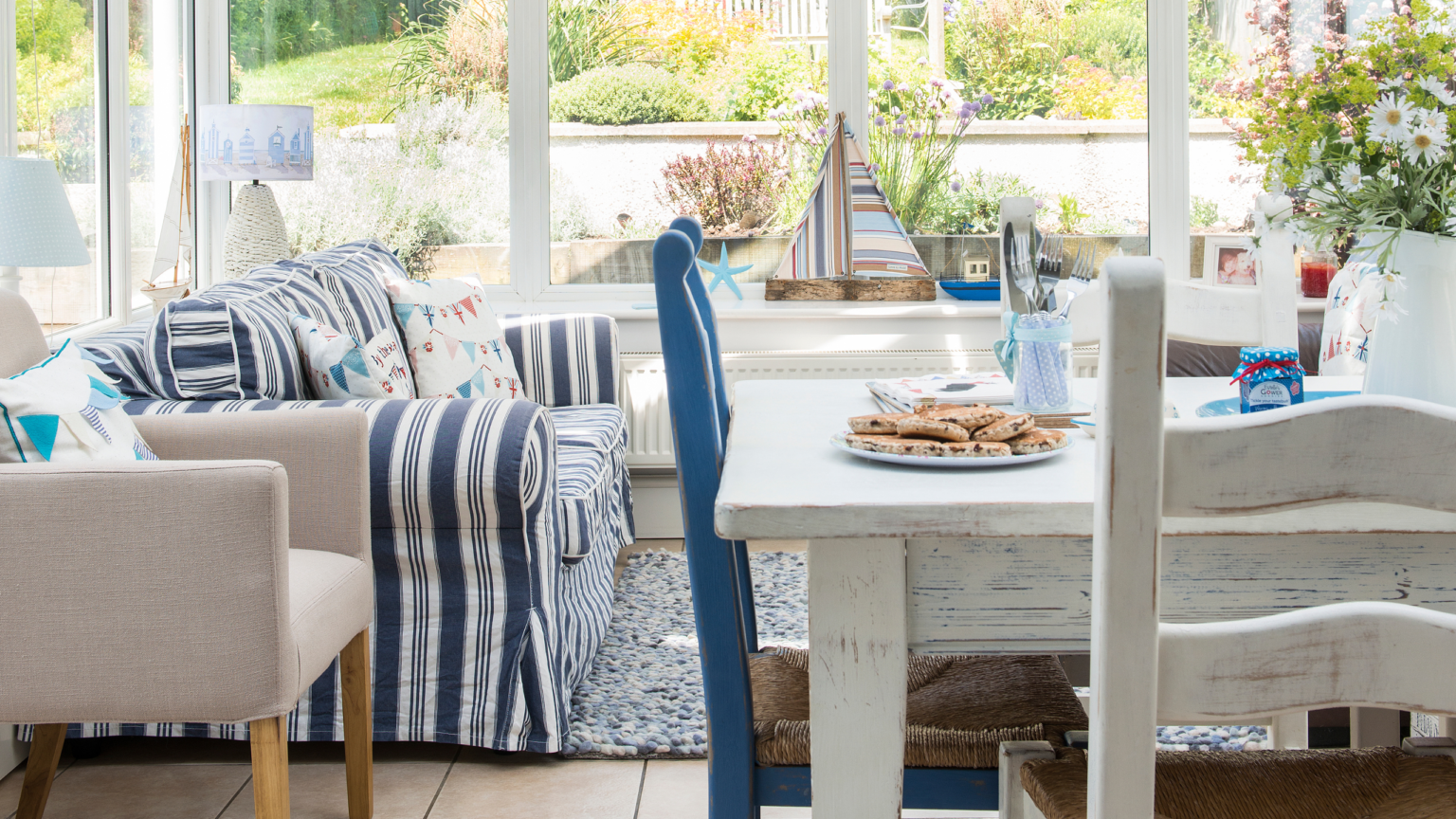 6 luxe picks from Next that nail the lake house aesthetic