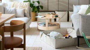 This IKEA playmat turns into a storage box within seconds