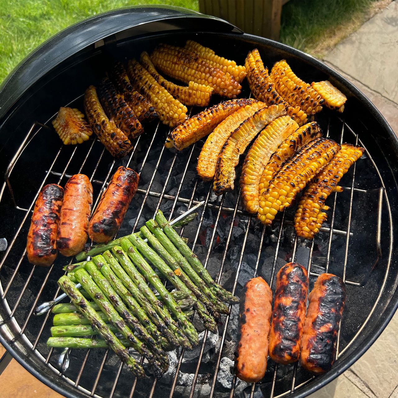 Testing of the Weber Original Kettle BBQ with charcoal at home
