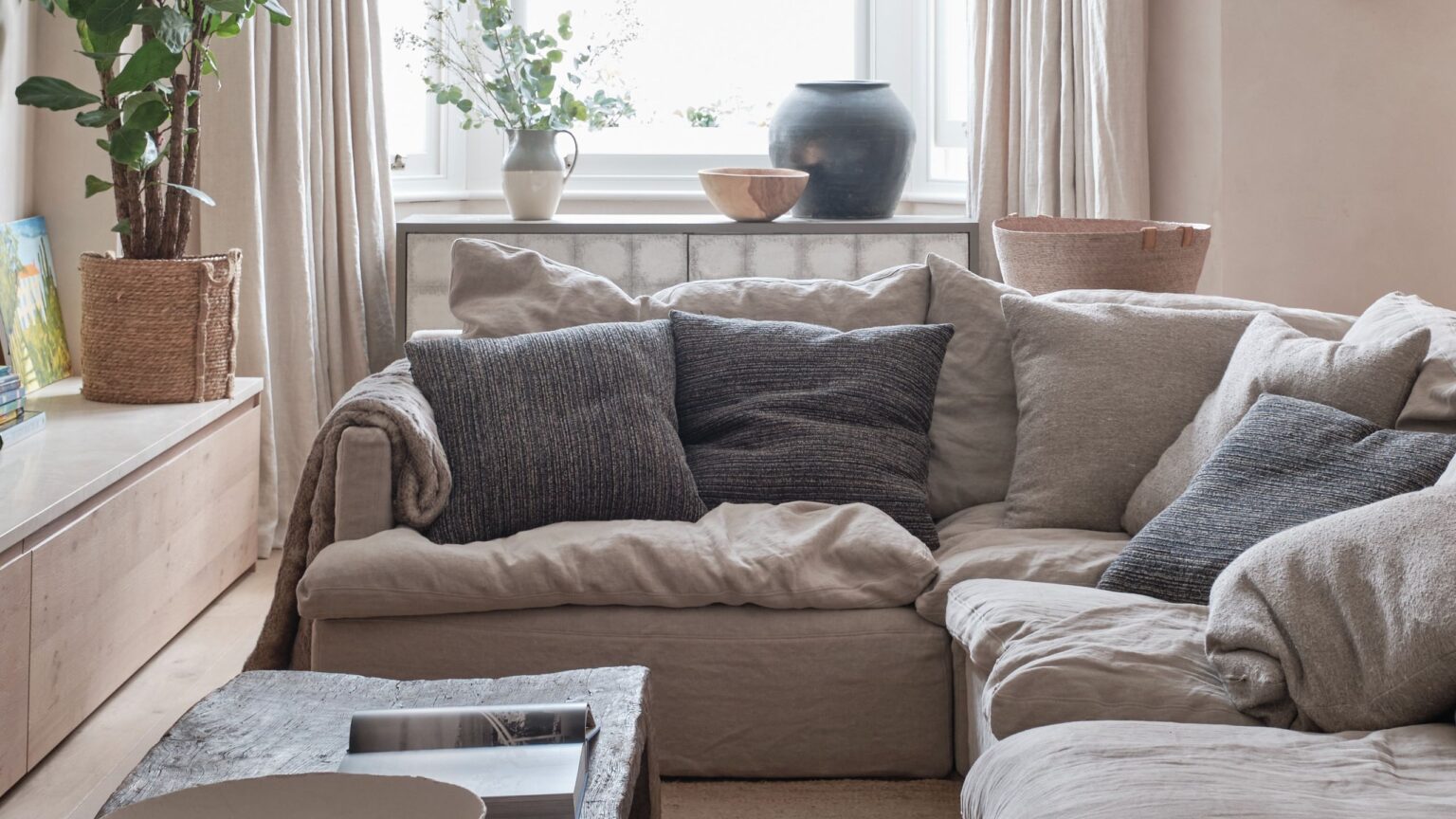 6 Primark buys that nail the mood minimalism trend