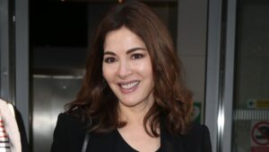 Nigella Lawson only uses these two colours in her garden