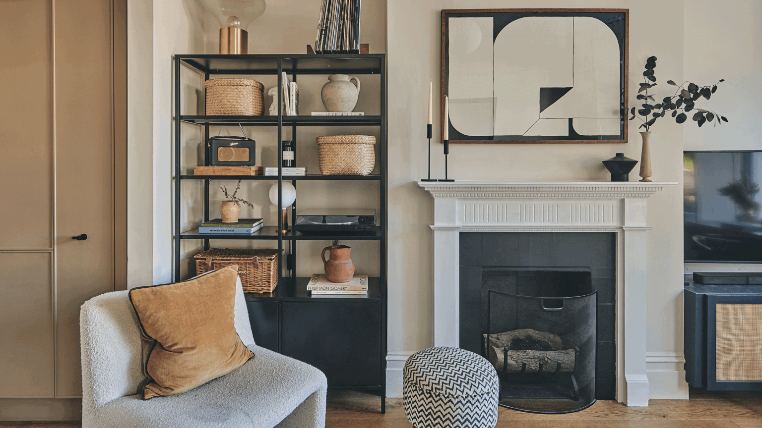 See how an interior designer lives – check out this stunning one-bedroom flat for inspiration