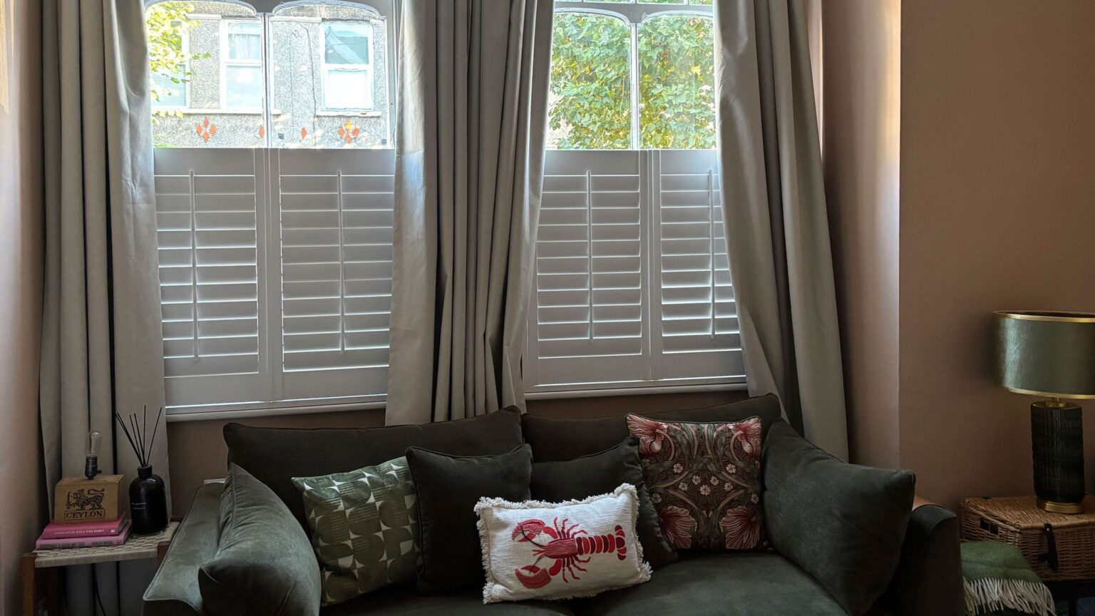 I retrofitted ‘curtain robots’ in my living room