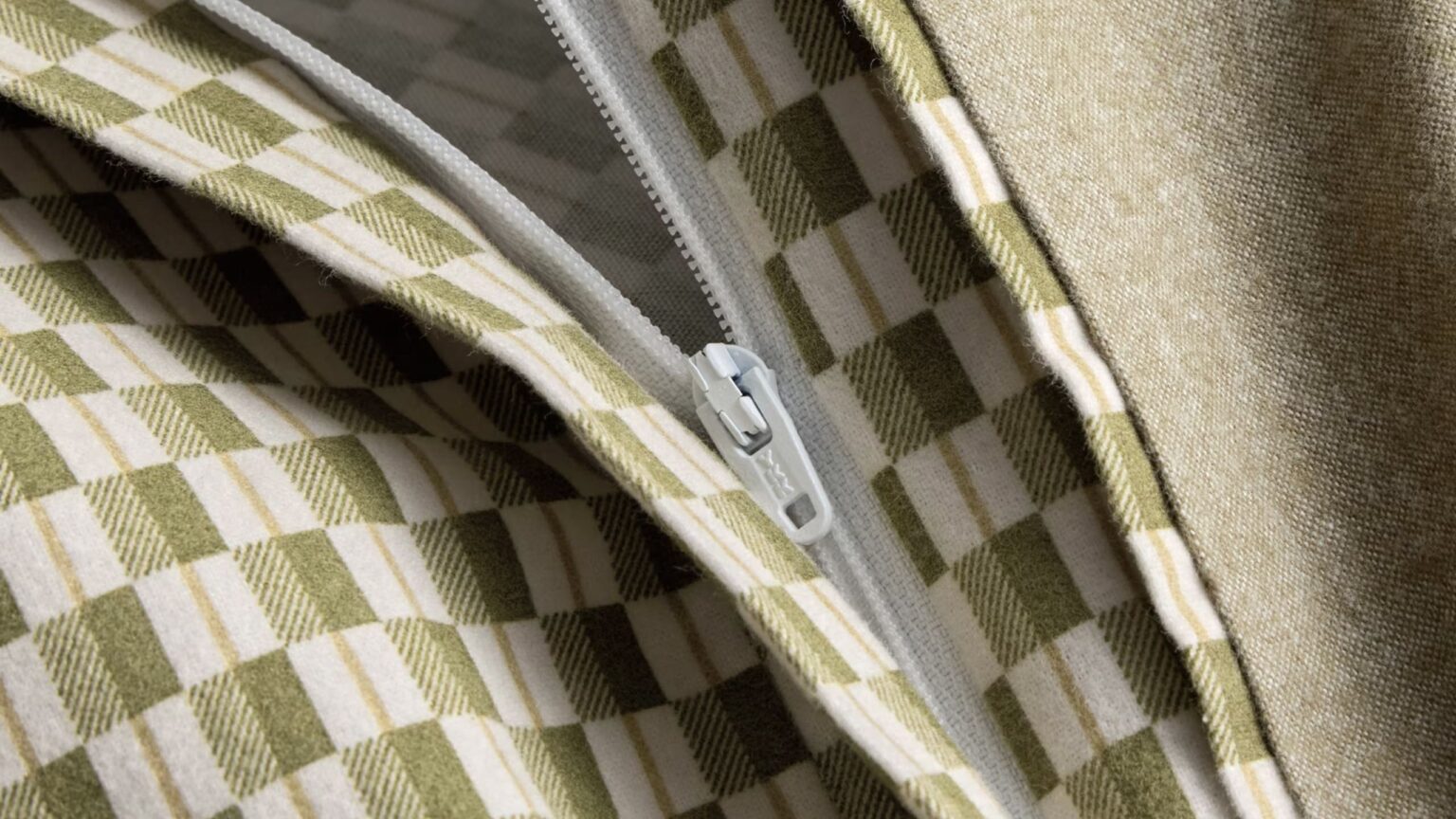 This M&S zipped duvet cover is a hassle-free game-changer